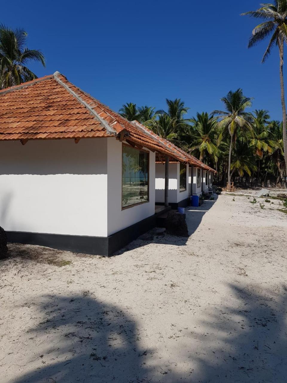 Flyzone Seashell Cottages Only For Indian Nationals With Valid Entry Permit Agatti Exterior foto